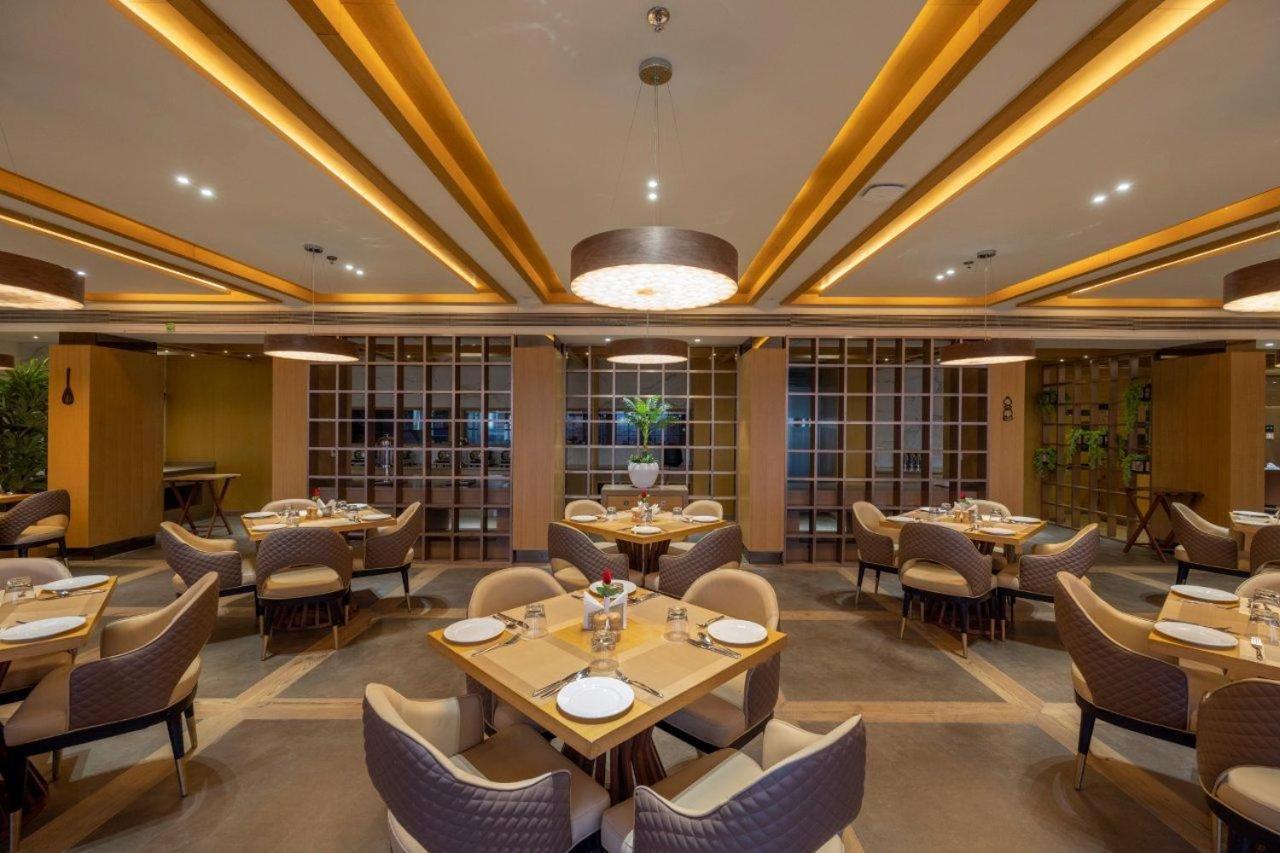 Sarovar Portico Morbi Luaran gambar