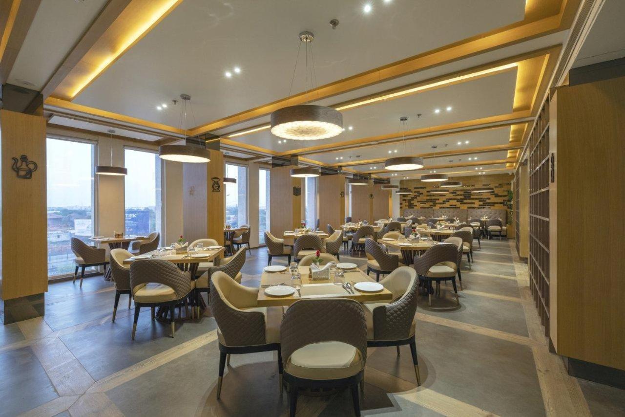 Sarovar Portico Morbi Luaran gambar